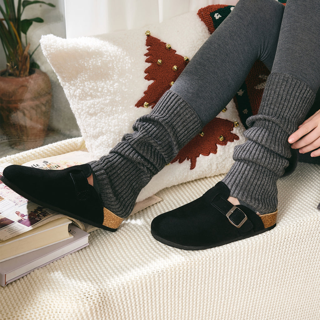 Women’s Suede Clogs with Round Toe