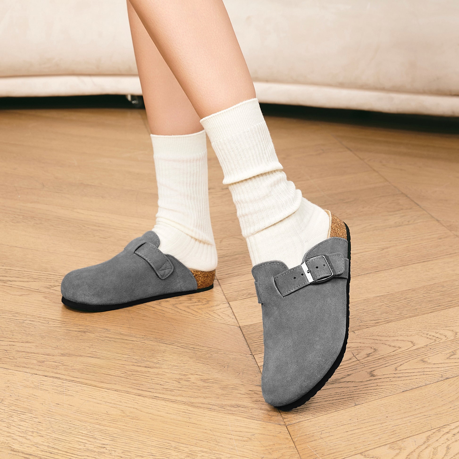 Women’s Suede Clogs with Round Toe