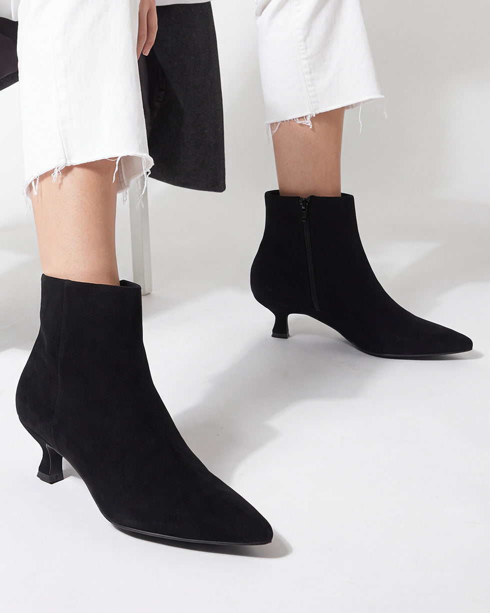 Black-Suede