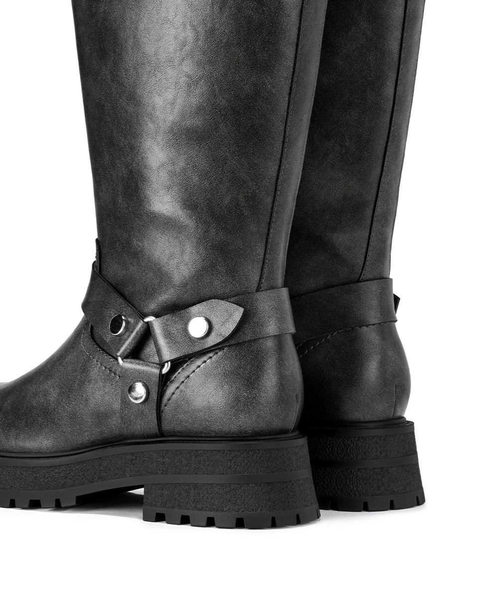 Black-Distressed